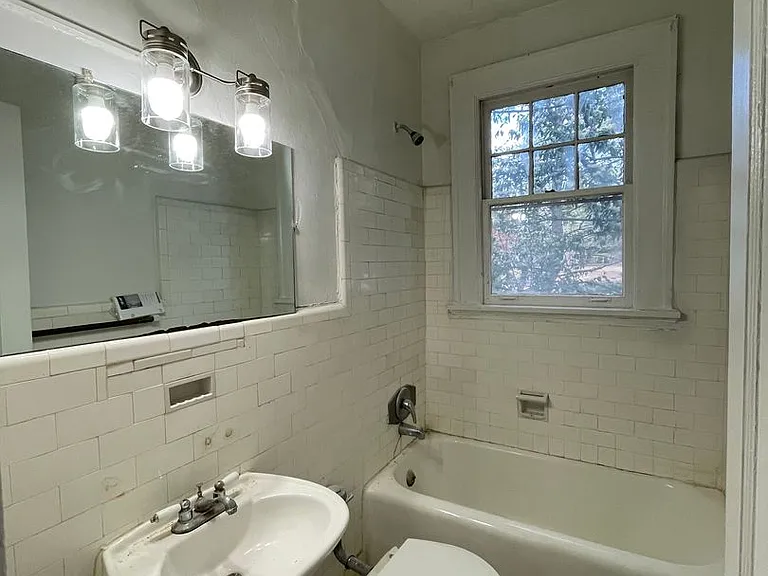 430 Ponce — Photo 18