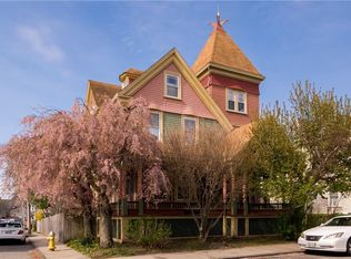 9 Rhode Island Ave #3, Newport, RI 02840