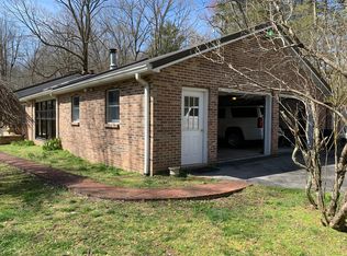 5518 Wedgewood Dr, Big Stone Gap, VA 24219