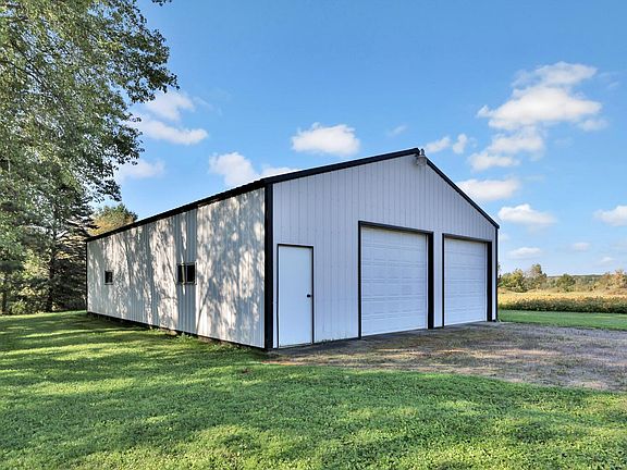 4th image of 12897 Maxwell Rd