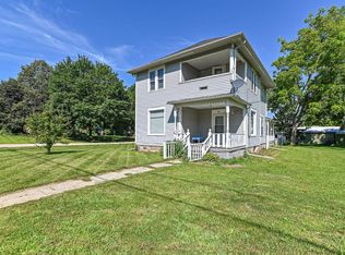 204 E Beloit St, Darien, WI 53114