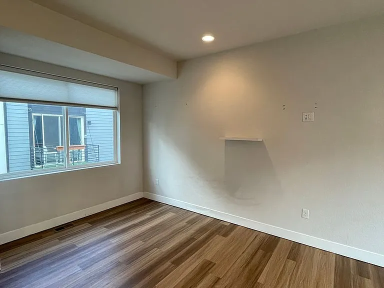 5552 W 10th Pl — Photo 12