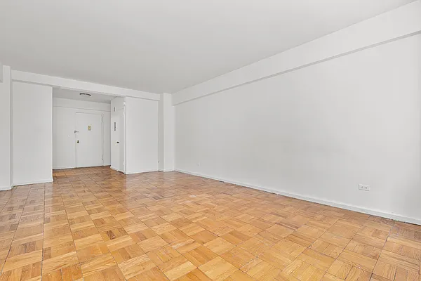 Rented by REAL New York | media 11