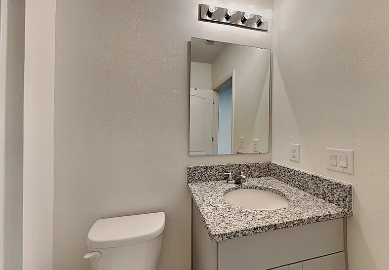 230 Meghan Cir — Photo 17