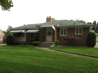 1931 Fruitwood Dr NW, Grand Rapids, MI 49504