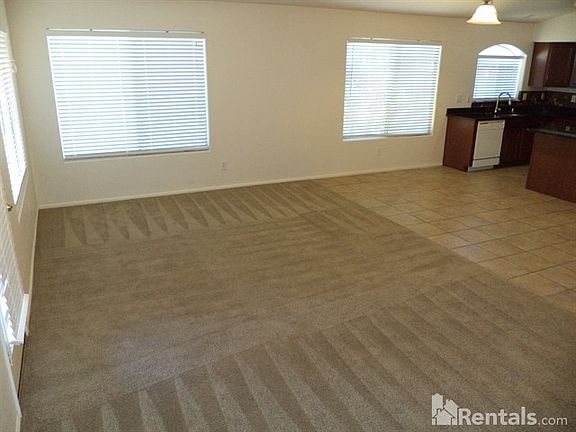 5th image of 4892 E Cherry Hills Dr