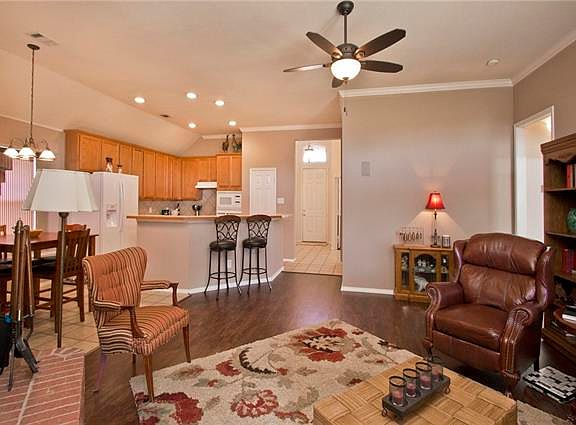 4th image of 7101 Bryce Canyon Dr