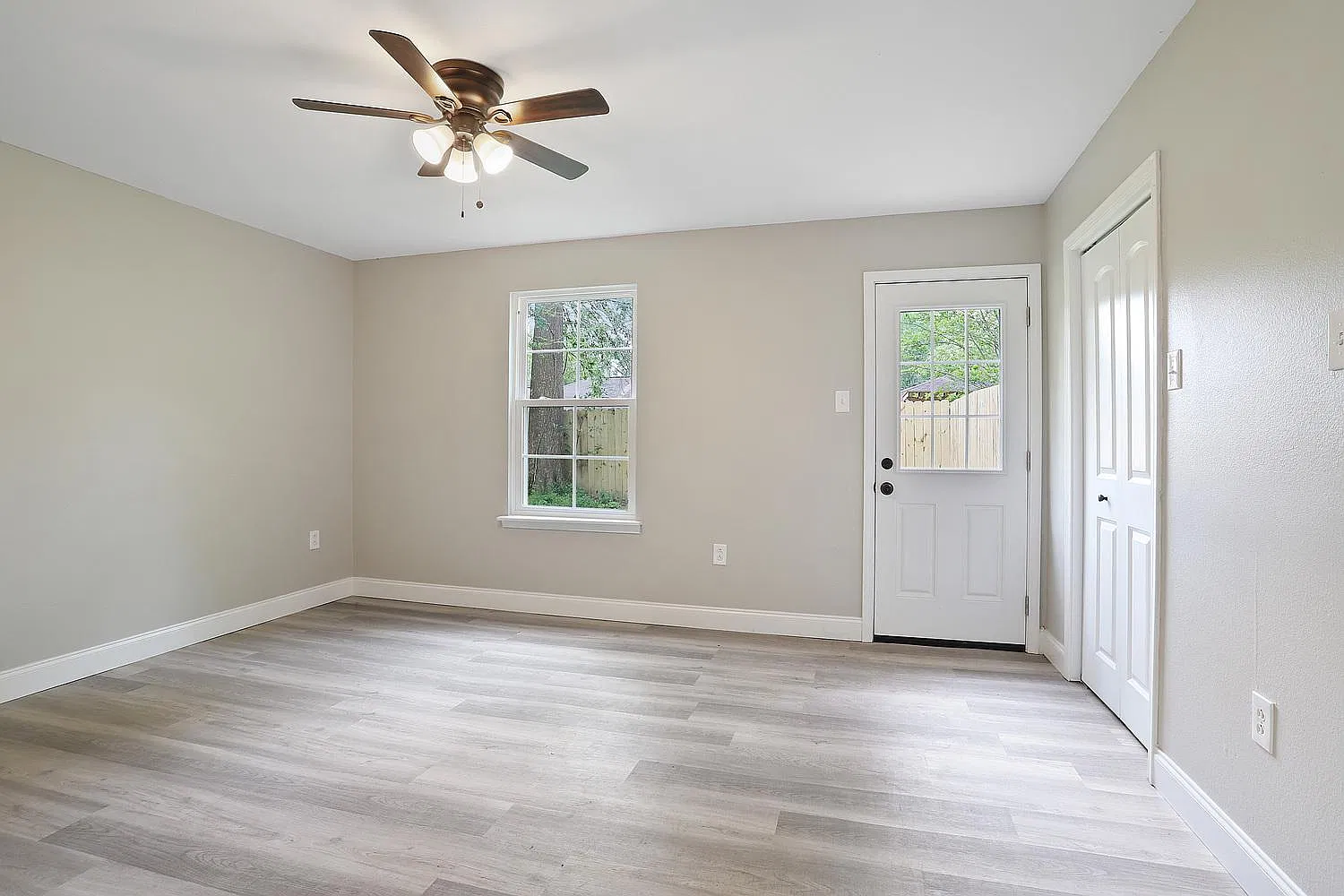 3 bed, 1674 sqft, $1,700 — Photo 4