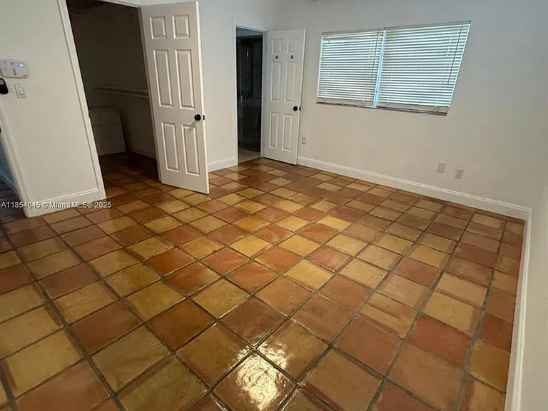 5801 SW 100th St — Photo 5
