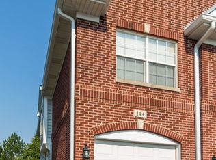 144 Allerton Dr #144, Schaumburg, IL 60194