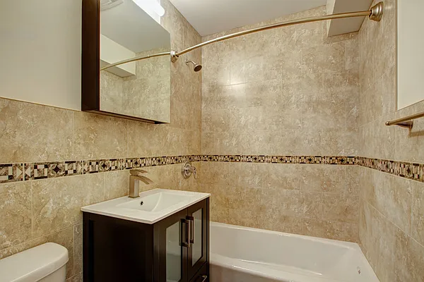 Rented by Compass | media 14