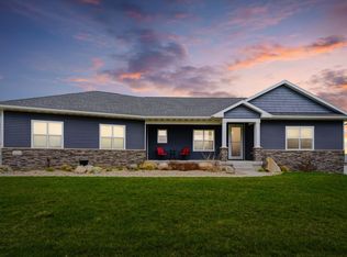 4554 Ranchero Rd, Cedar Falls, IA 50613