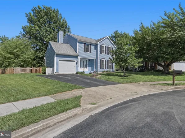 5024 Mallard Ln, Frederick, MD 21703
