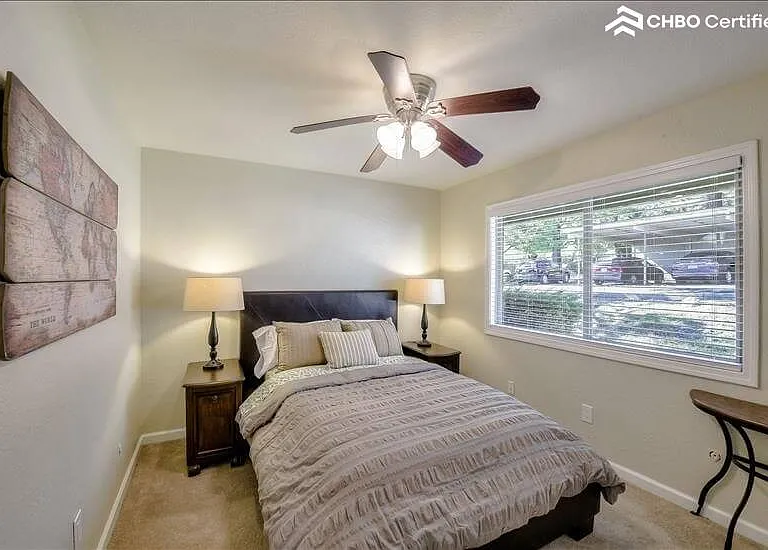 3911 Hills Ct — Photo 20