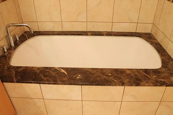 Rented by Level Group | media 9