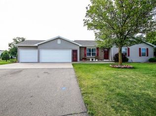 W3024 Springfield Dr, Appleton, WI 54915