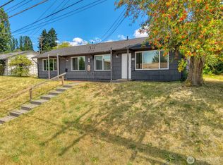 3326-3328 Halverson Ave, Bremerton, WA 98310