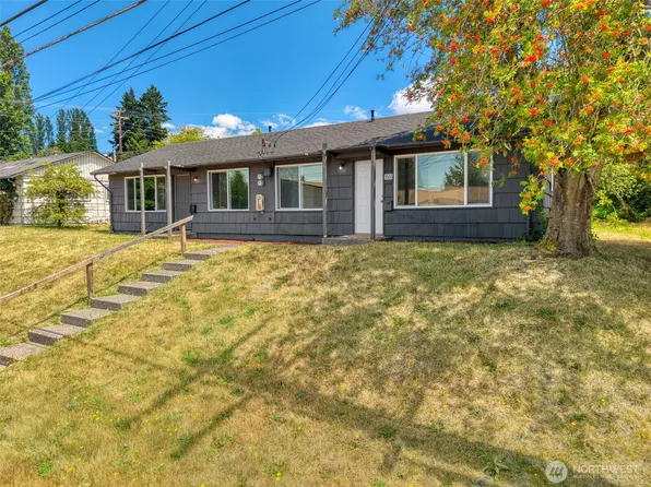 3326 - 3328 Halverson Avenue, Bremerton, WA 98310