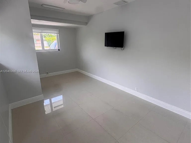 46XX SW 89th Pl — Photo 4