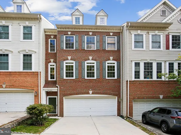 3335 Beechcliff Dr, Alexandria, VA 22306