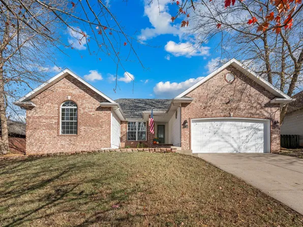 5118 S Sterling Court, Springfield, MO 65810