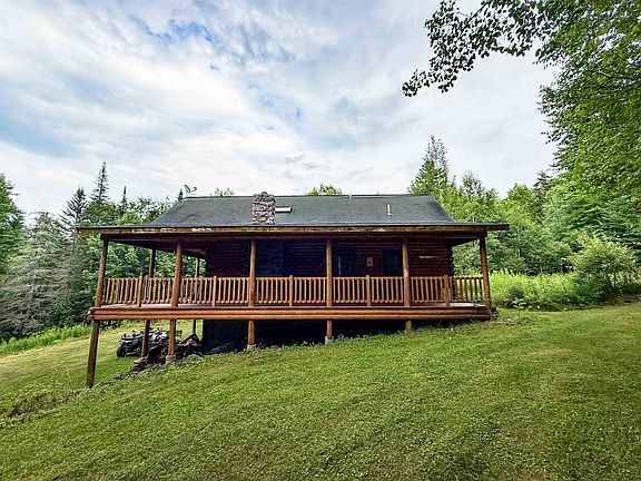 2nd image of 2551 Macintosh Hill Road