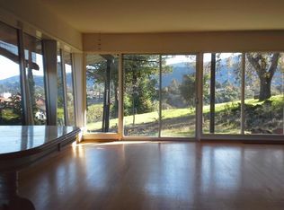 26464 Taaffe Rd, Los Altos Hills, CA 94022