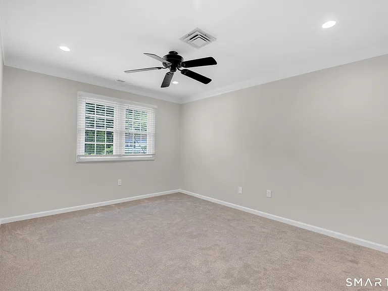 102 Salem Walk #102 — Photo 13