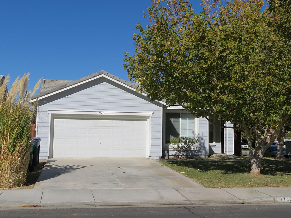 1st image of 1743 W Avenue H5
