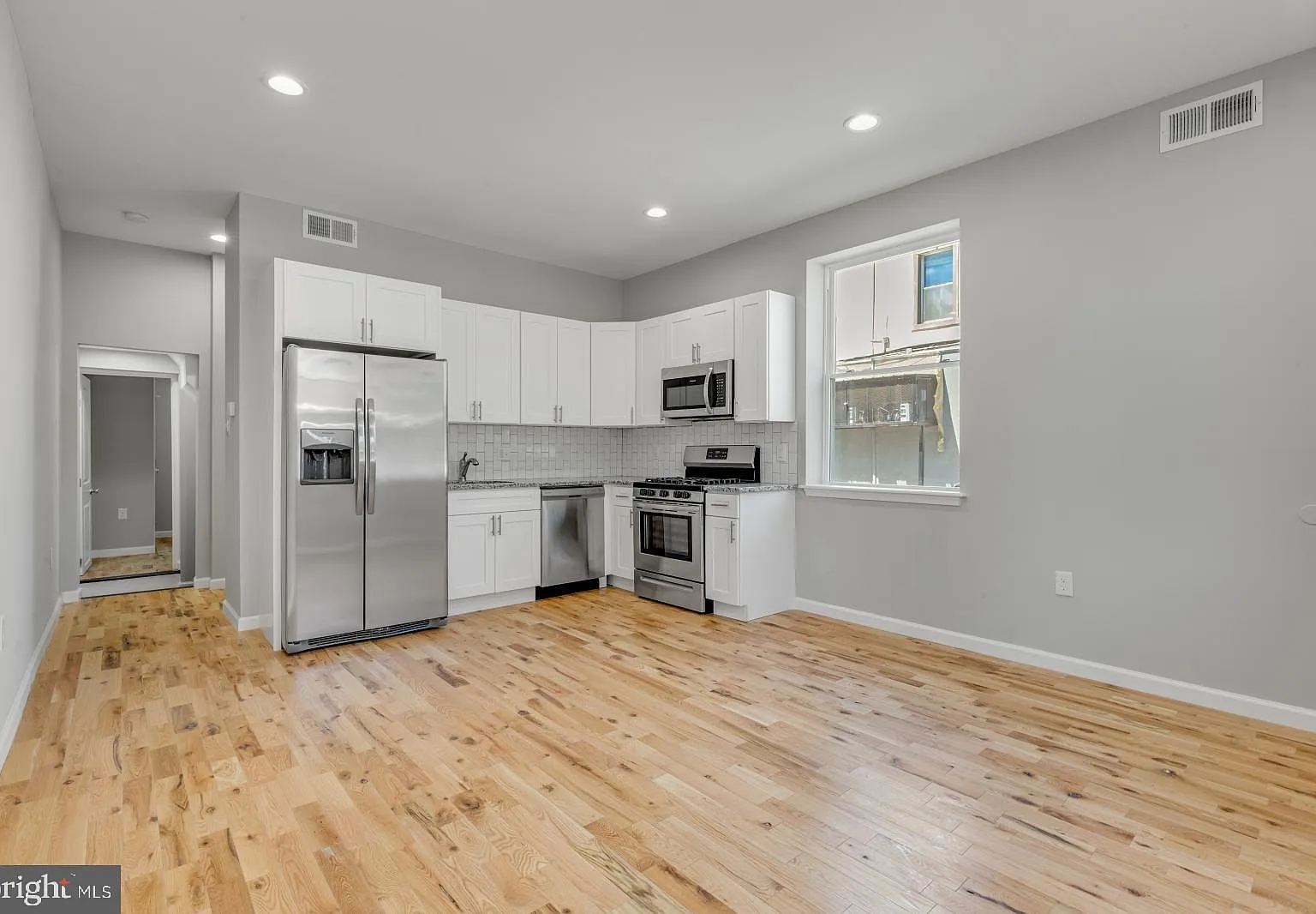 1 bed, $1,250 — Photo 3