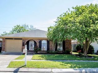 3252 Castle Dr, Kenner, LA 70065
