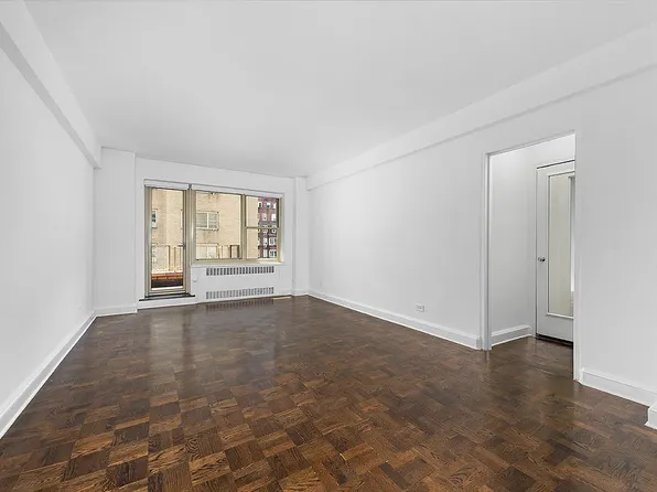 40 Park Avenue image 1 of 5