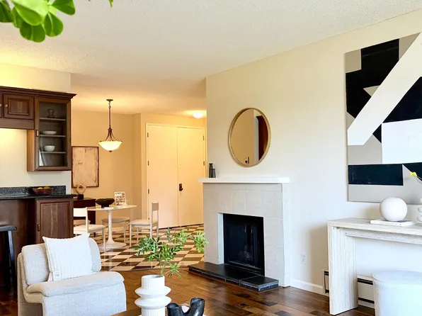 1427 Floribunda Ave APT 307, Burlingame, CA 94010