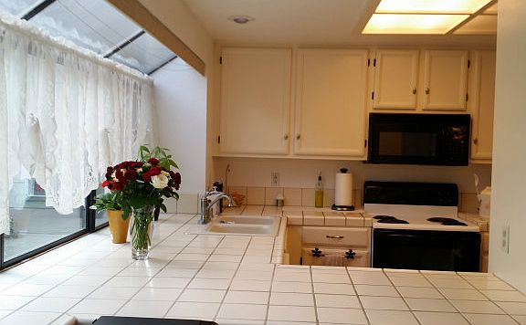 4th image of 2881 Buena Crest Ct