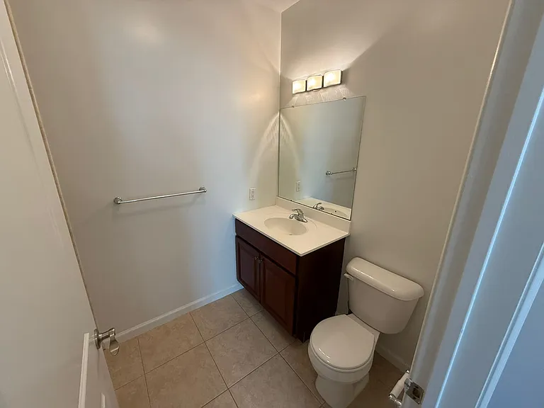 5609 Jefferson St #52E — Photo 20