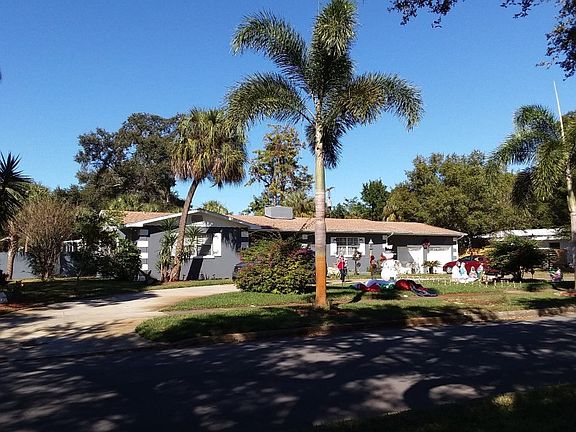 3rd image of 735 Bayou Blvd S