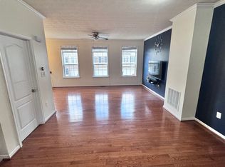 2008 Country View Ln, Morgantown, WV 26505