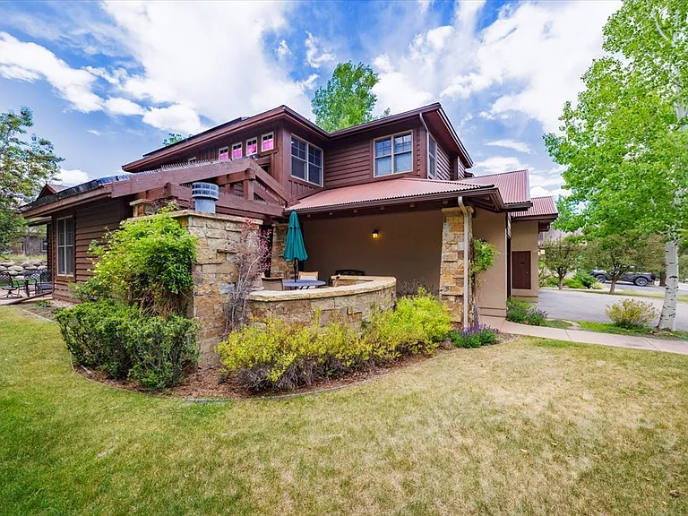 89 Heritage Park Pl — Photo 4