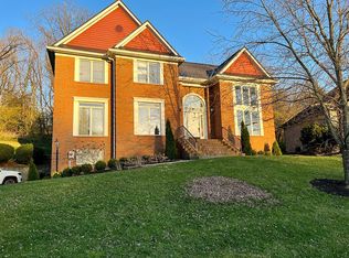 1193 Devou Woods, Covington, KY 41011