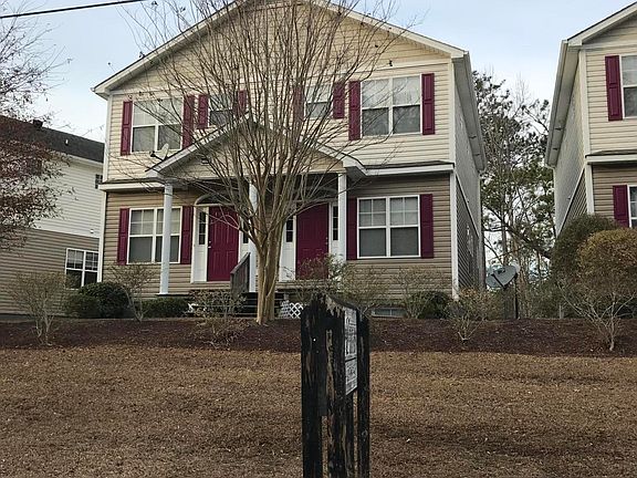 2nd image of 104 Prowler Lane