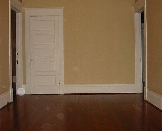 Grand foyer.