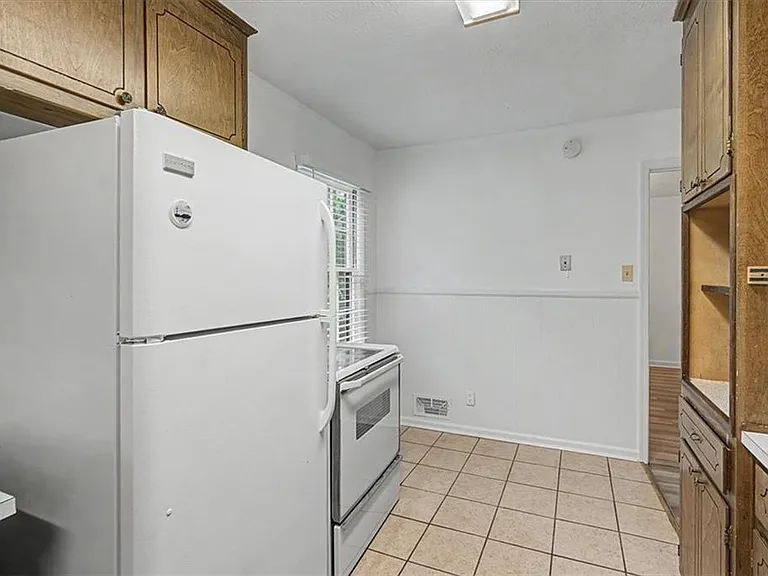 2985 Fredrick Dr — Photo 33