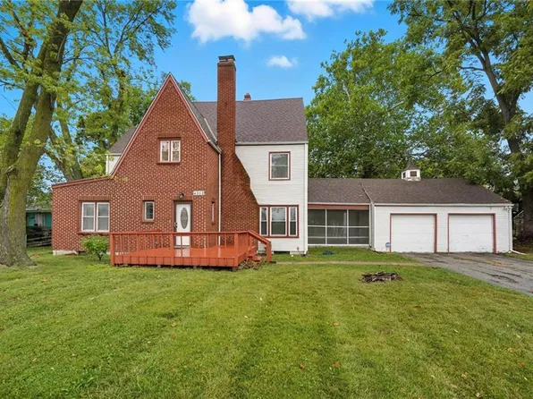 4952 N Brighton Ave, Kansas City, MO 64119
