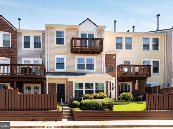 12572 Kempston Ln, Woodbridge, VA 22192