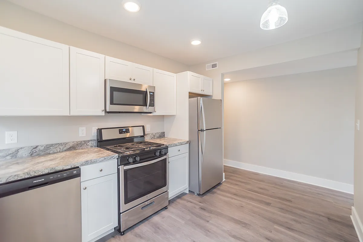 Building Photo - 868 Haddon Ave #2