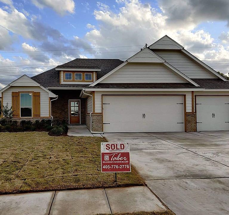 1st image of 600 Red River Dr