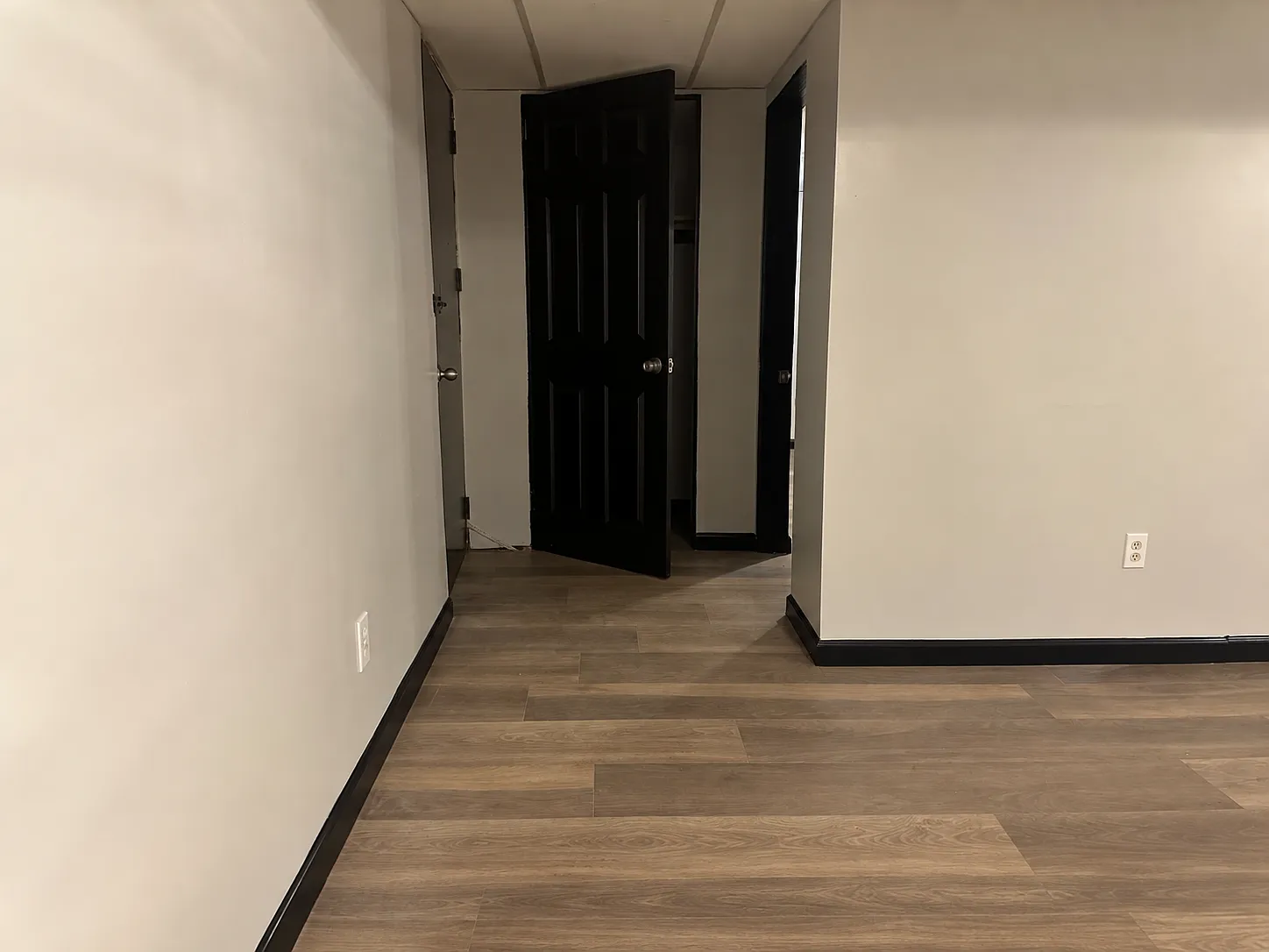 1 bed, 500 sqft, $1,100 — Photo 2