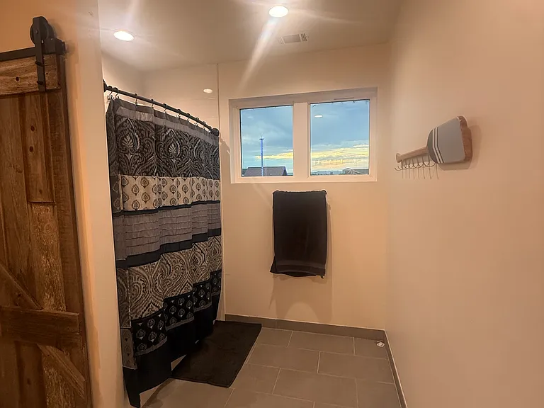 2089 Kedrowski Ct — Photo 32