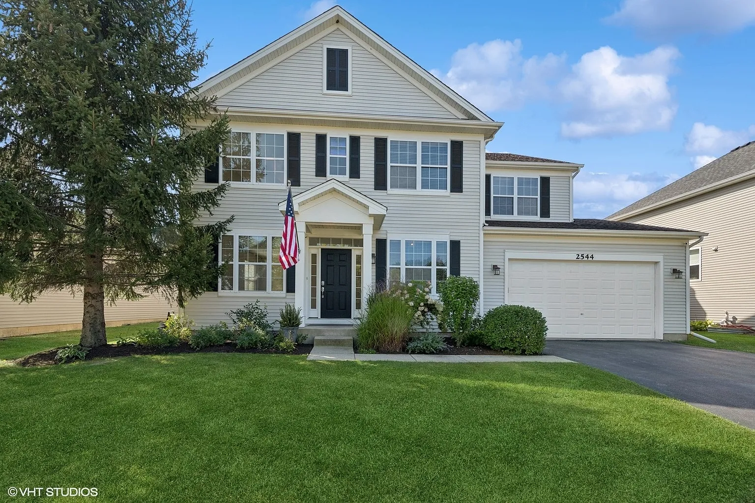 2544 Bluewater Dr photo 1