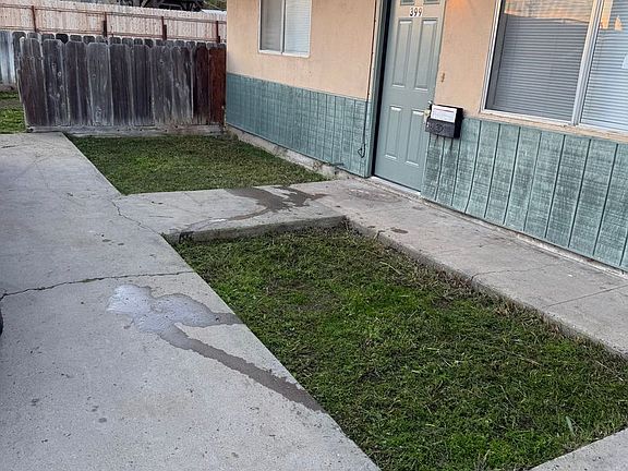 2nd image of 397-403 S Valencia Blvd #399